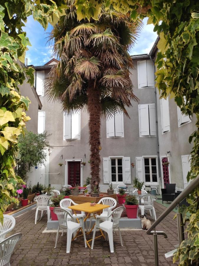 Hotel Confort 09 Ou Hc-09 Tarascon-sur-Ariège Εξωτερικό φωτογραφία