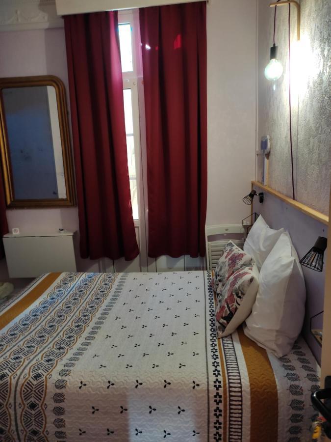 Hotel Confort 09 Ou Hc-09 Tarascon-sur-Ariège Εξωτερικό φωτογραφία