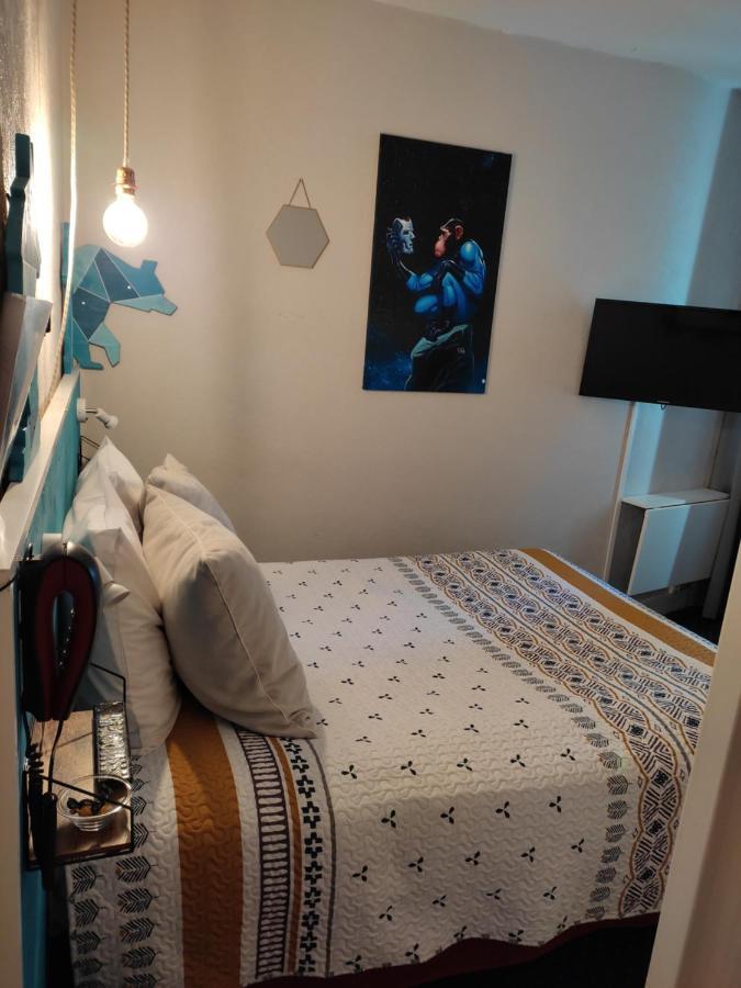 Hotel Confort 09 Ou Hc-09 Tarascon-sur-Ariège Εξωτερικό φωτογραφία
