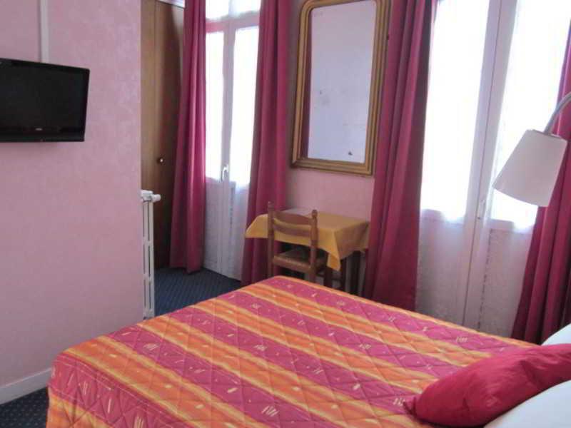 Hotel Confort 09 Ou Hc-09 Tarascon-sur-Ariège Εξωτερικό φωτογραφία