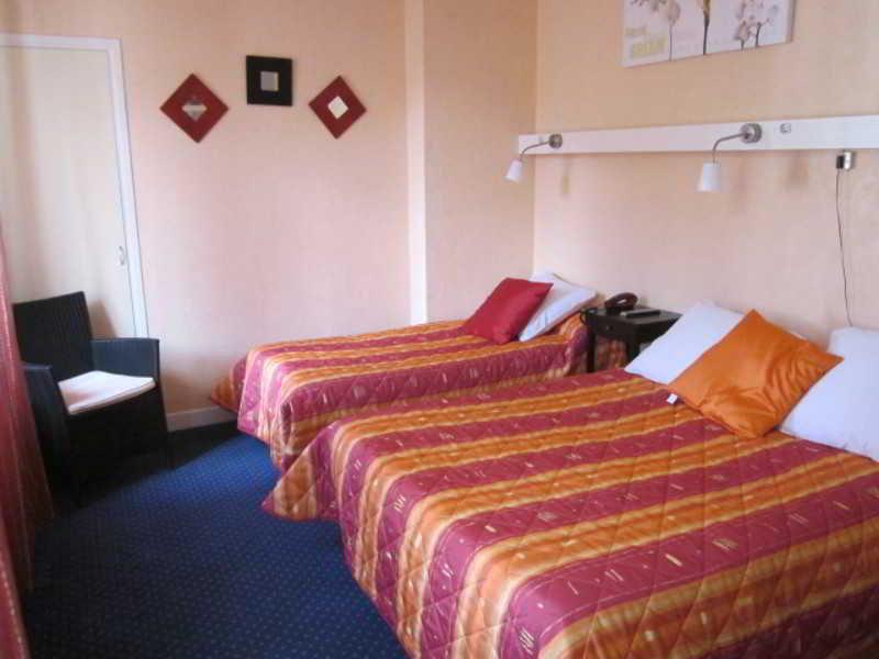 Hotel Confort 09 Ou Hc-09 Tarascon-sur-Ariège Εξωτερικό φωτογραφία
