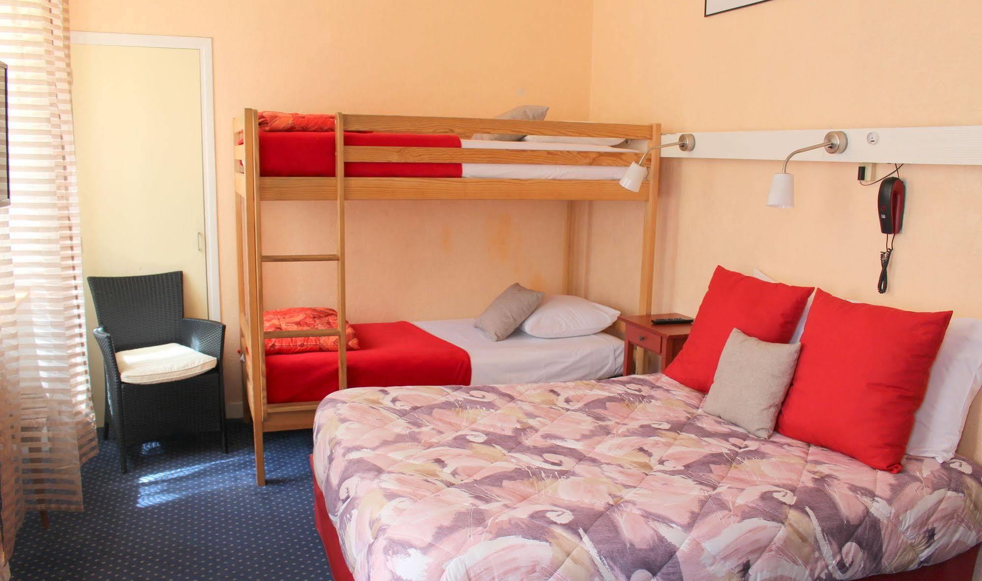 Hotel Confort 09 Ou Hc-09 Tarascon-sur-Ariège Εξωτερικό φωτογραφία